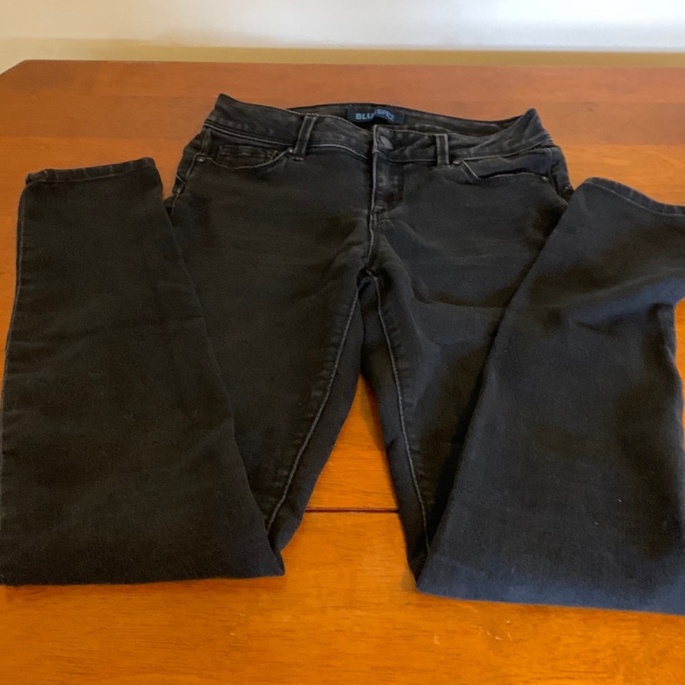 Size 5 black stretchy skinny jeans